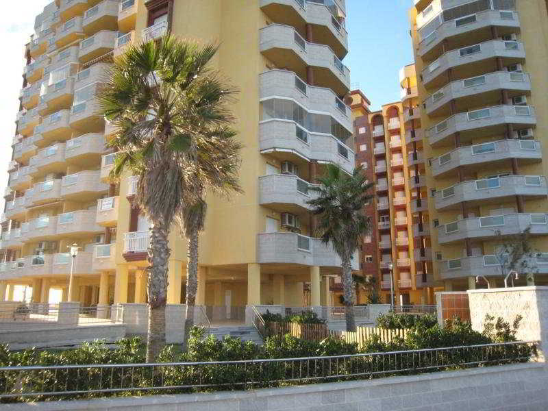Apartamentos Turisticos Playa Principe La Manga del Mar Menor Dış mekan fotoğraf